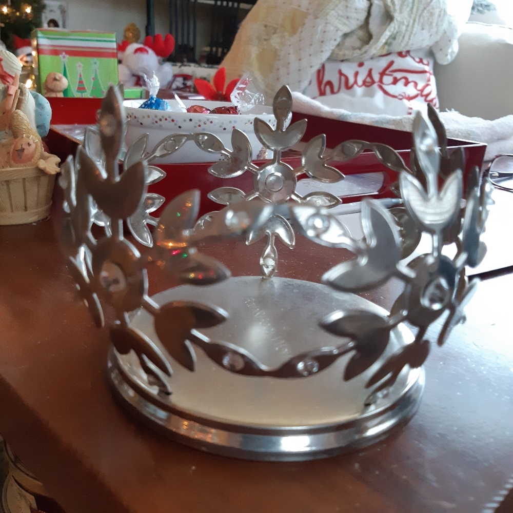 2/$20 Silver Snow Flake Candle Holder